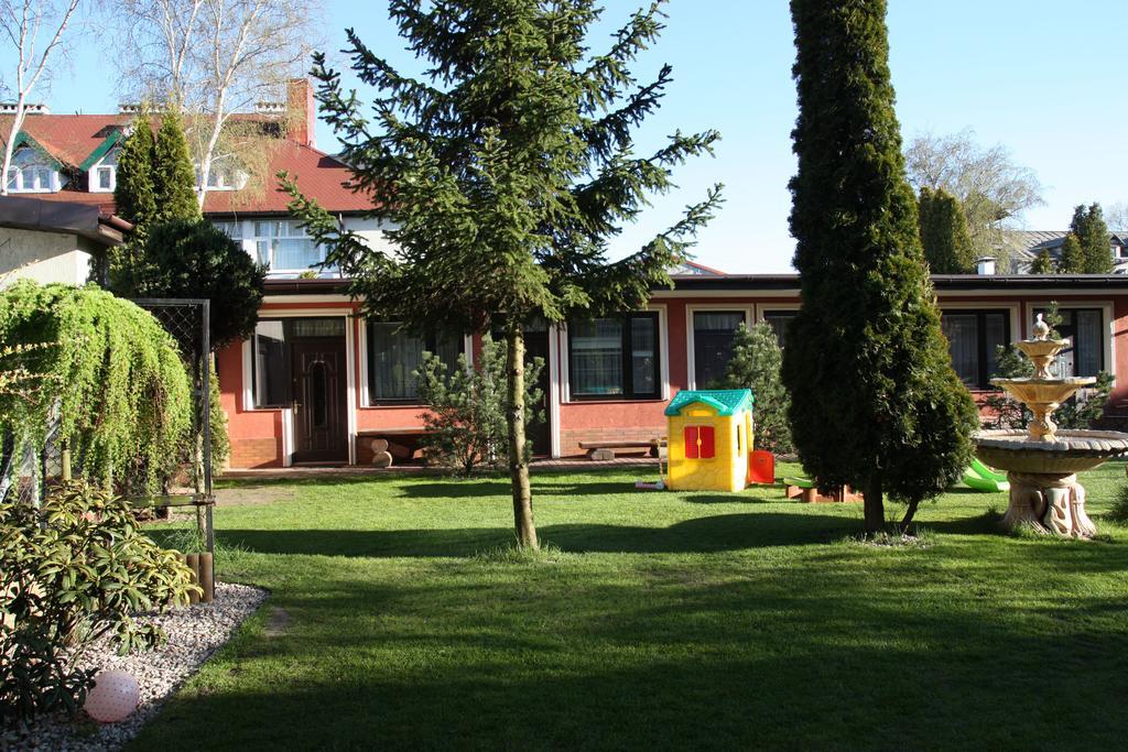 Dom Wczasowy Ventus Leba Exterior foto